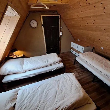 Rita アパート バート・ボックレット